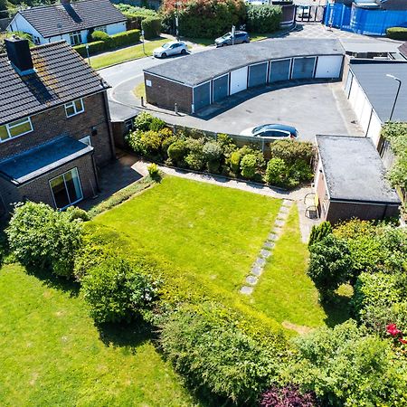The Secret Garden - West Sussex Crawley (West Sussex) Exterior foto